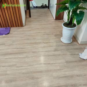 Sàn Nhựa Tự Dính