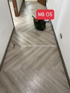 Sàn Nhựa Tự Dính